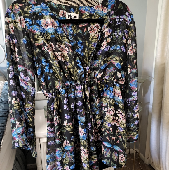 Show me your MuMu romper (small) - Picture 2 of 11